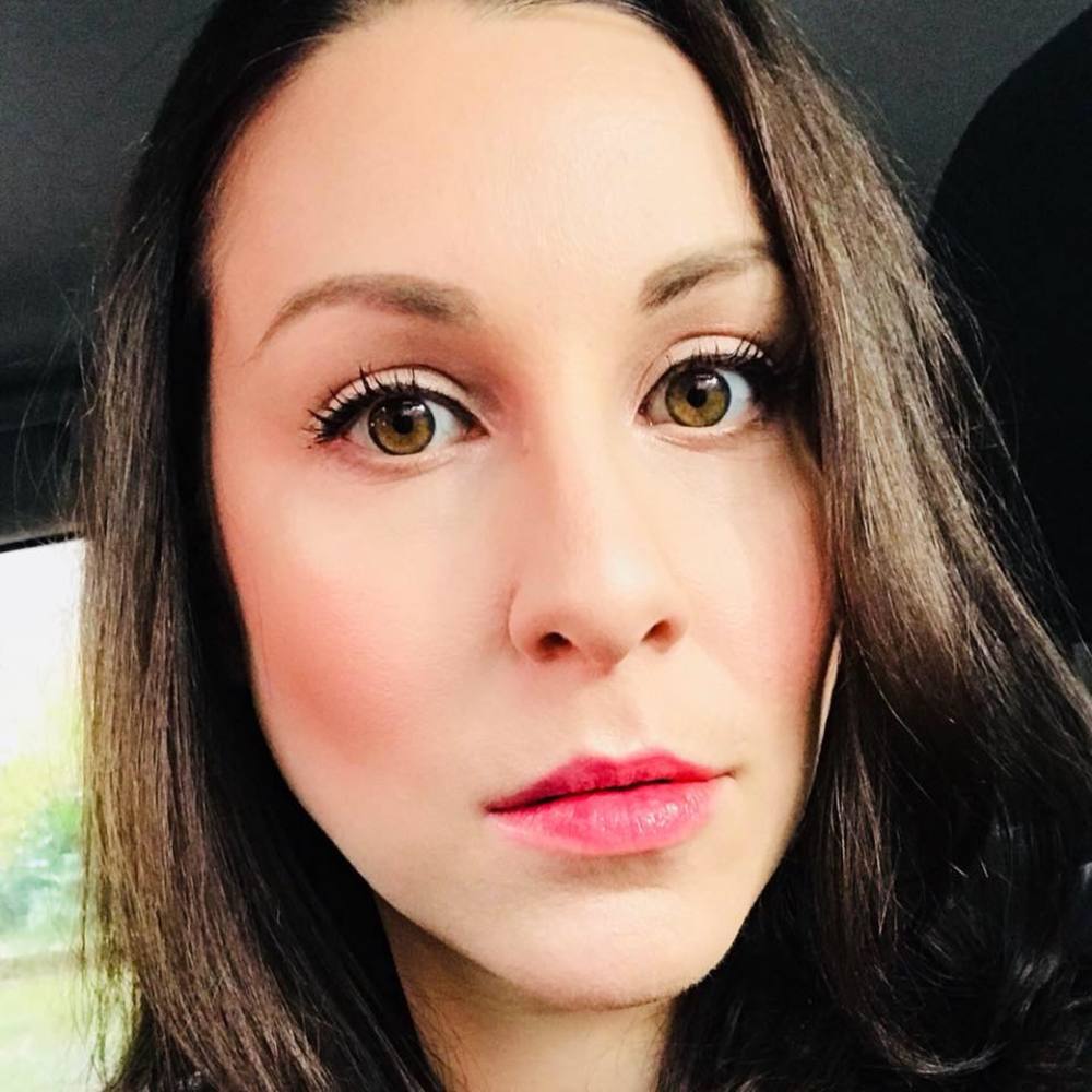 Meet your Posher, Andrea